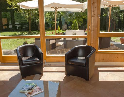 Residence-Garni Haus Tschenett Prato allo Stelvio Esterno foto