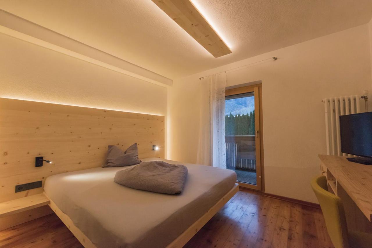 Residence-Garni Haus Tschenett Prato allo Stelvio Esterno foto
